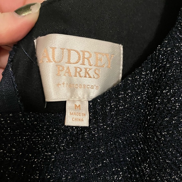 NWOT Francesca’s Audrey Park Elena Square Neck Glitter Knit Jumpsuit in M - Picture 5 of 8